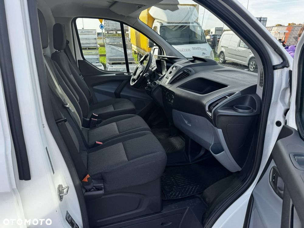 Ford Transit Custom - 7