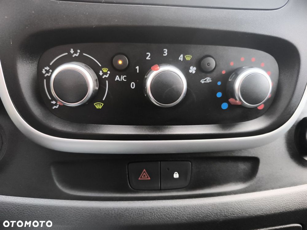 Renault trafic - 24