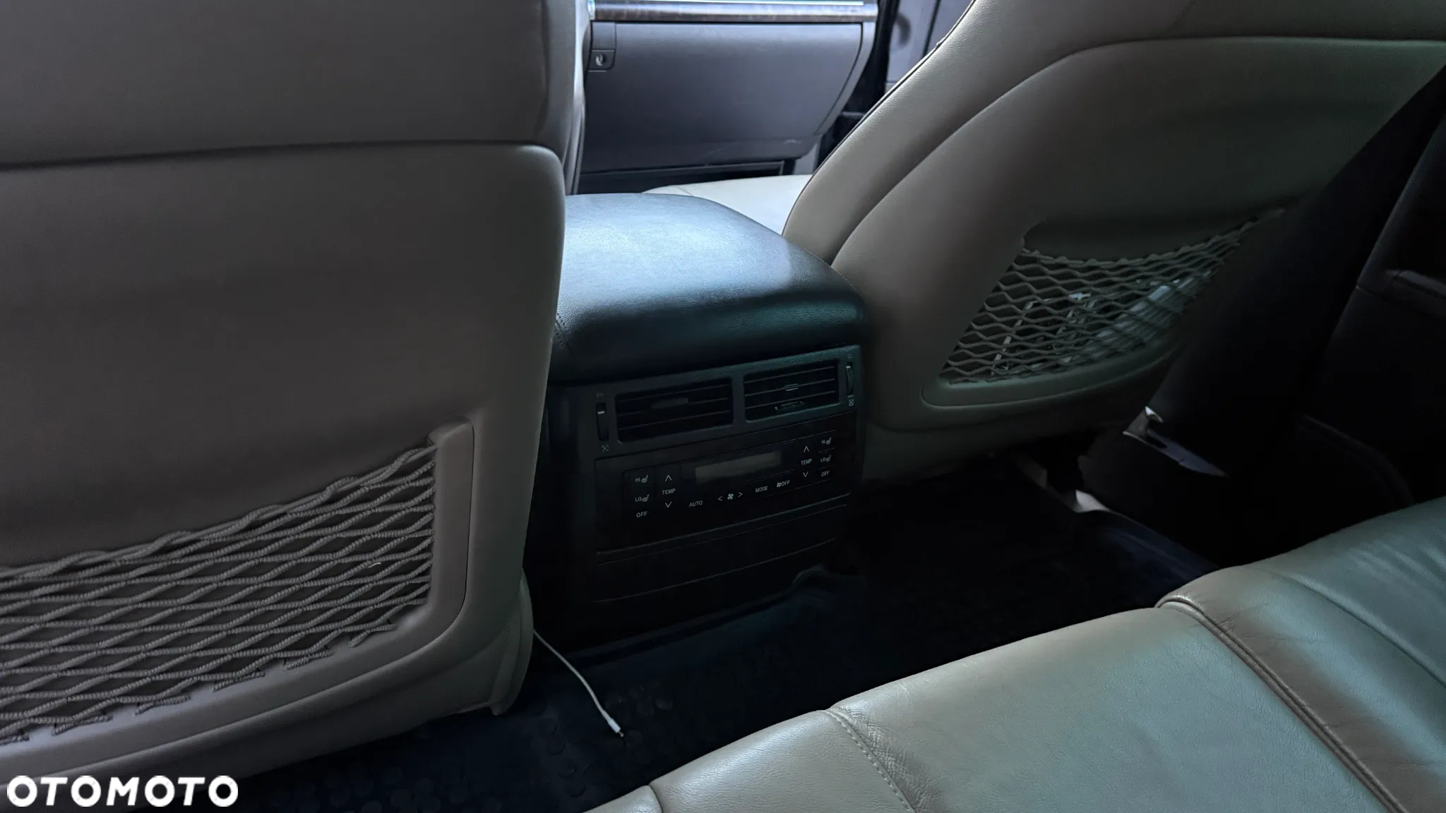 Toyota Land Cruiser LC 4.5 V8 D-4D Prestige Platinium 7os - 6
