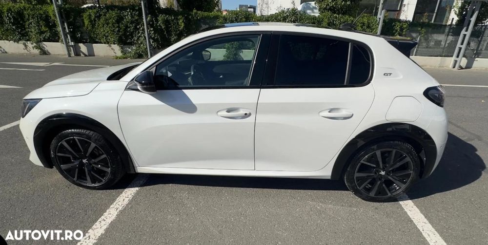 Peugeot 208 1.2 L PureTech STT EAT8 GT Pack - 4