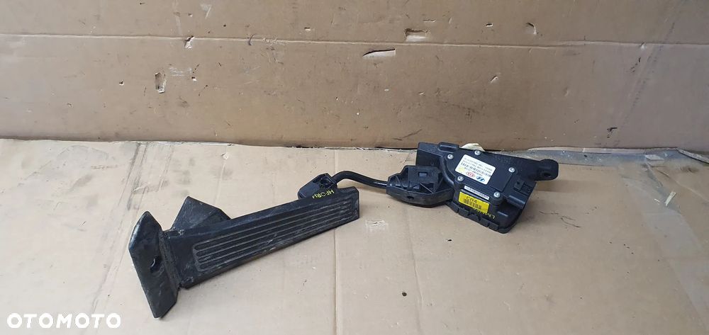 Pedał gazu potencjometr Kia Sportage III 2.0 CRDI 32700-2S910 0236A-2S910 - 1