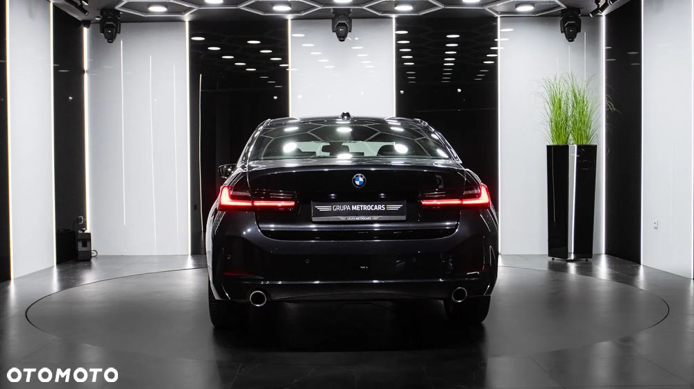 BMW Seria 3 318i Sport Line - 5