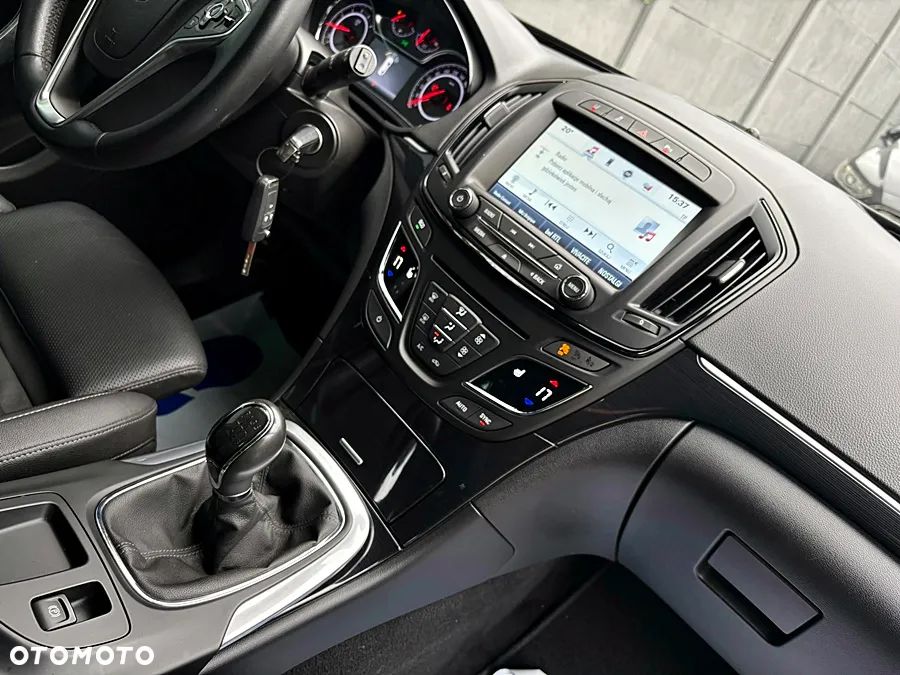 Opel Insignia - 28