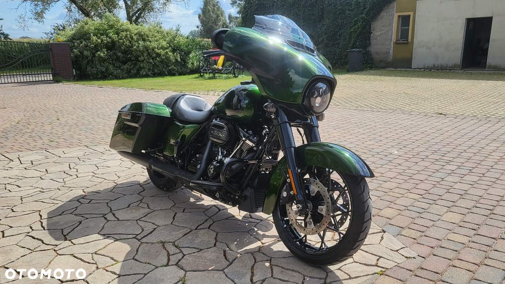 Harley-Davidson Touring Street Glide - 1