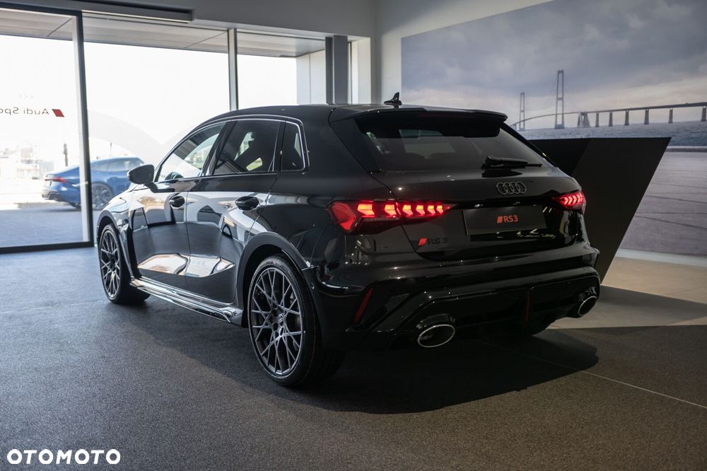 Audi RS3 Sportback - 3