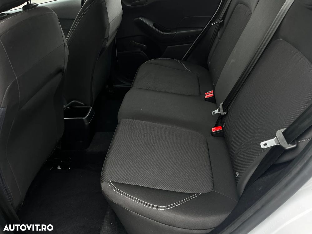 Ford Fiesta 1.1 Titanium - 10