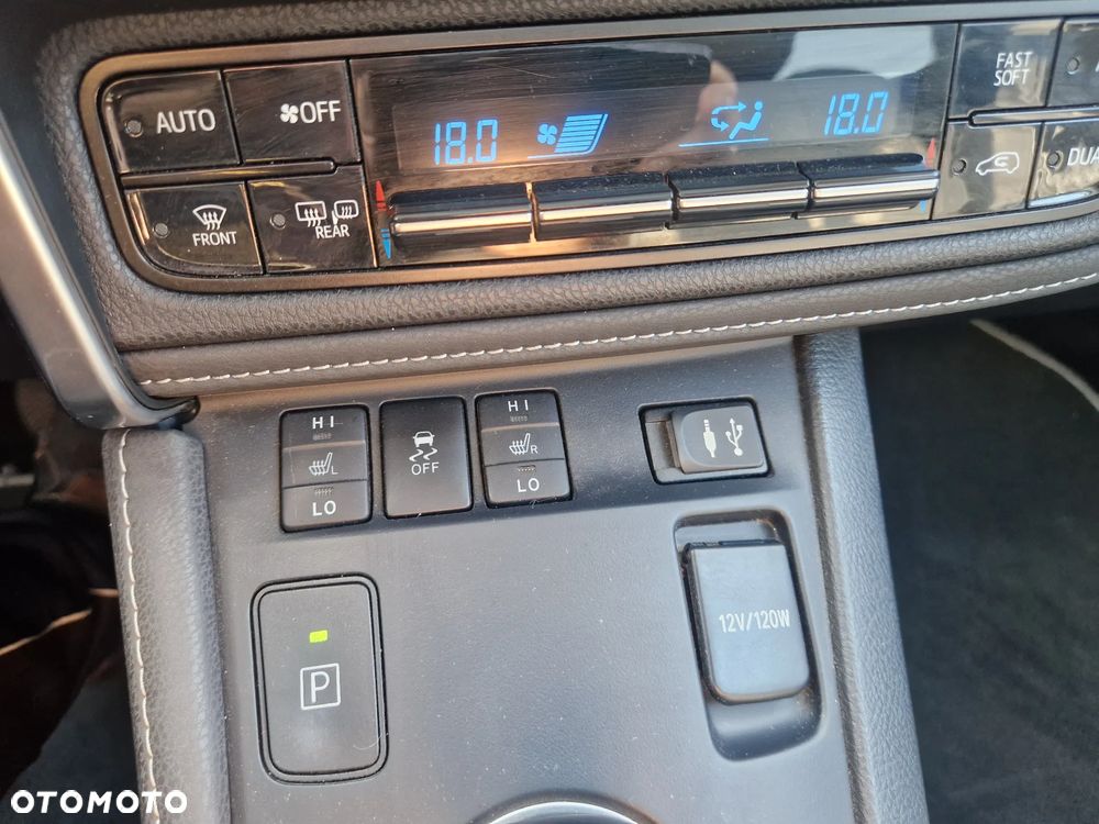 Toyota Auris 1.8 VVT-i Automatik Edition - 18