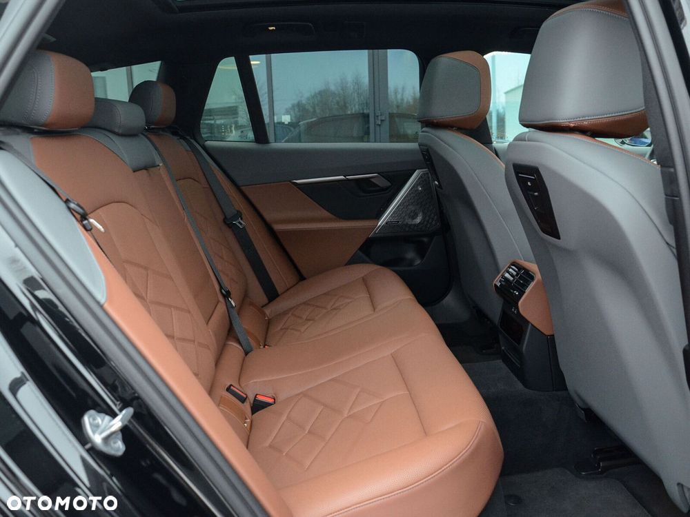 BMW Seria 5 - 34