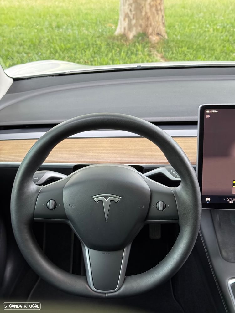 Tesla Model 3 Standard Range Plus RWD - 18