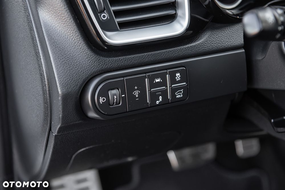 Kia ProCeed 1.4 T-GDI DCT7 OPF GT LINE - 19