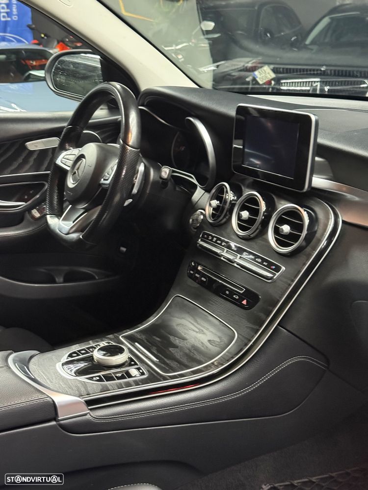 Mercedes-Benz GLC 220 d 4Matic 9G-TRONIC AMG Line - 20