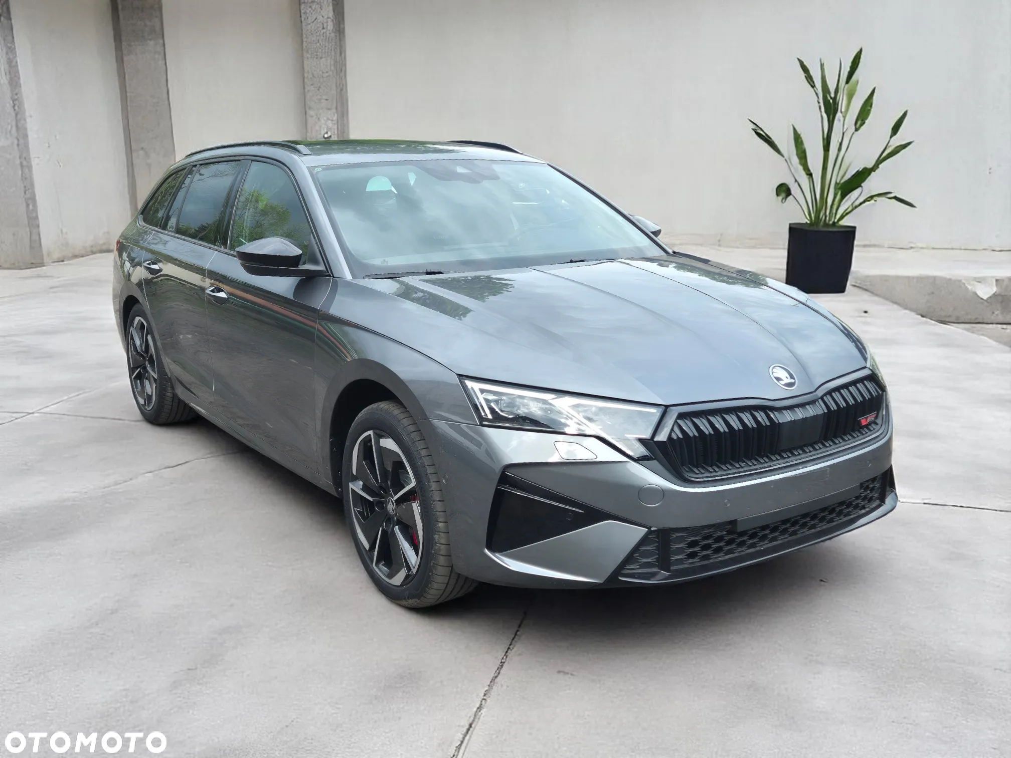 Skoda Octavia 2.0 TSI RS DSG - 8