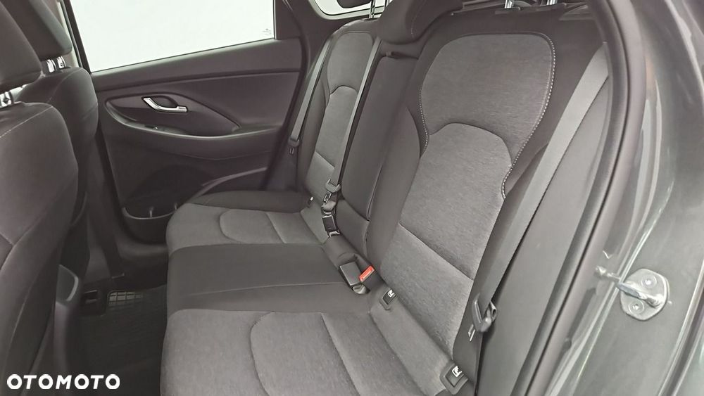 Hyundai i30 1.5 T-GDI 48V Smart - 23
