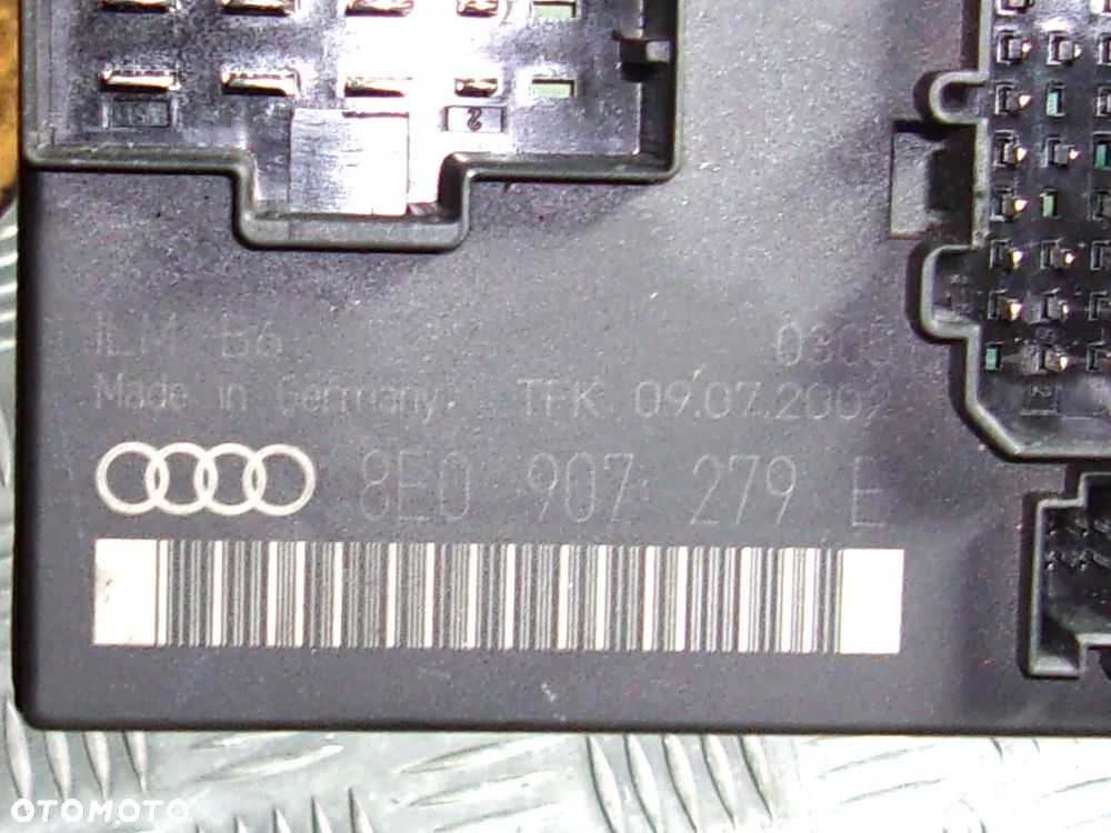 Audi A4 B6 moduł świateł - 2