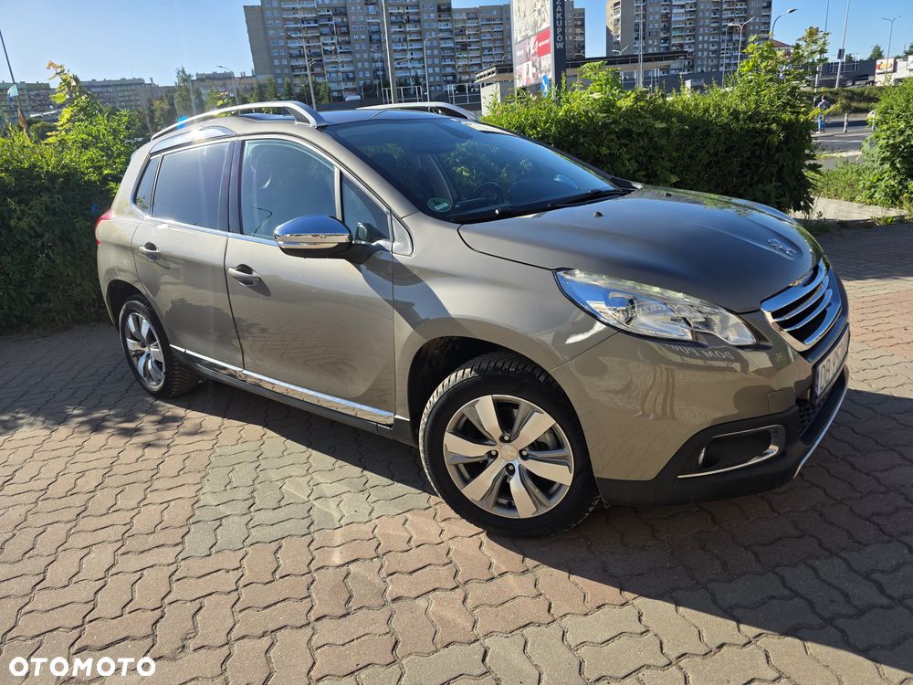 Peugeot 2008 PureTech 110 Stop&Start EAT6 Allure - 4