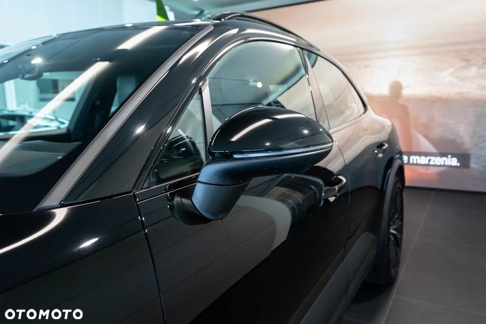Porsche Macan - 31