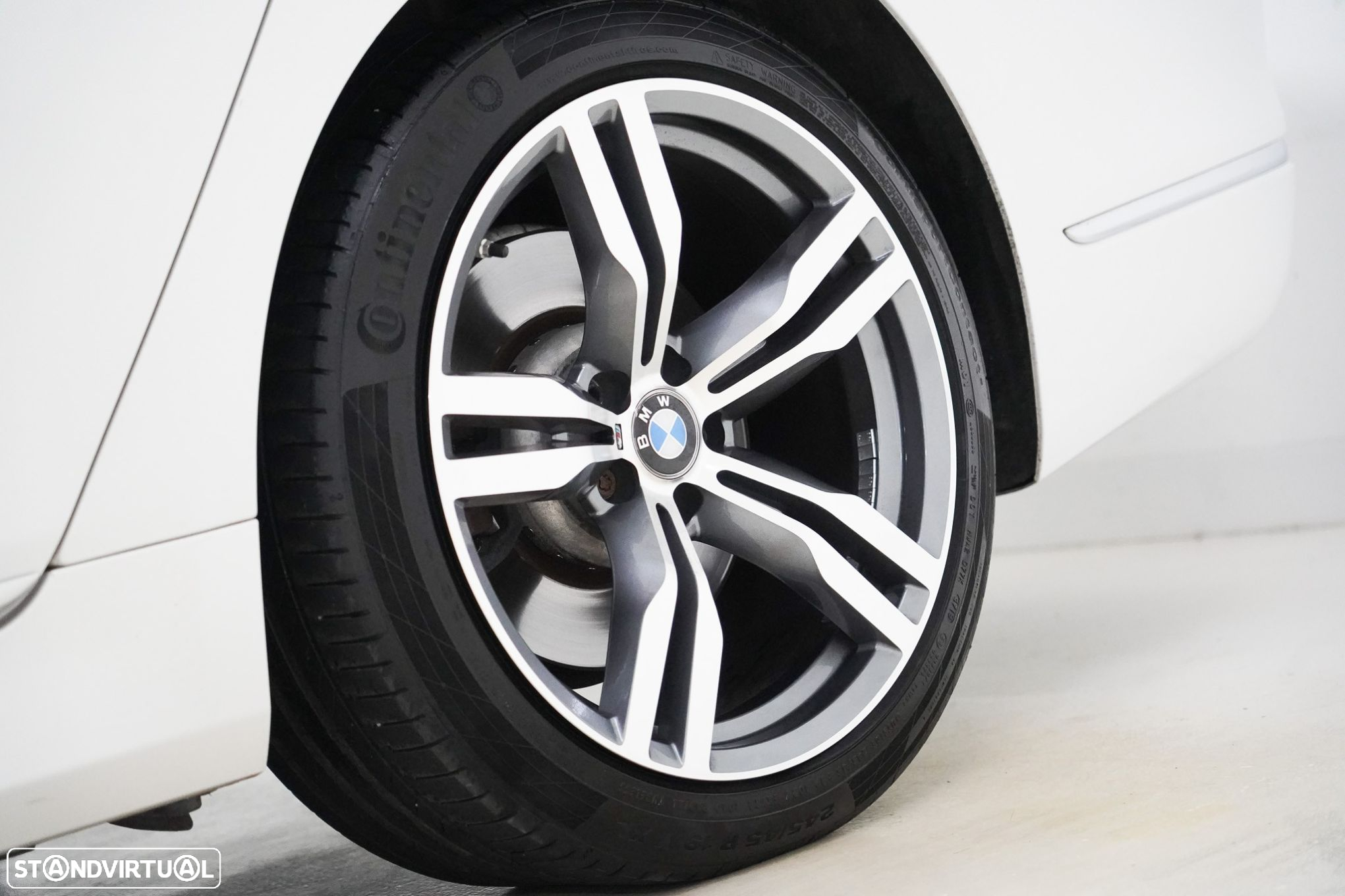 BMW 730 d - 25