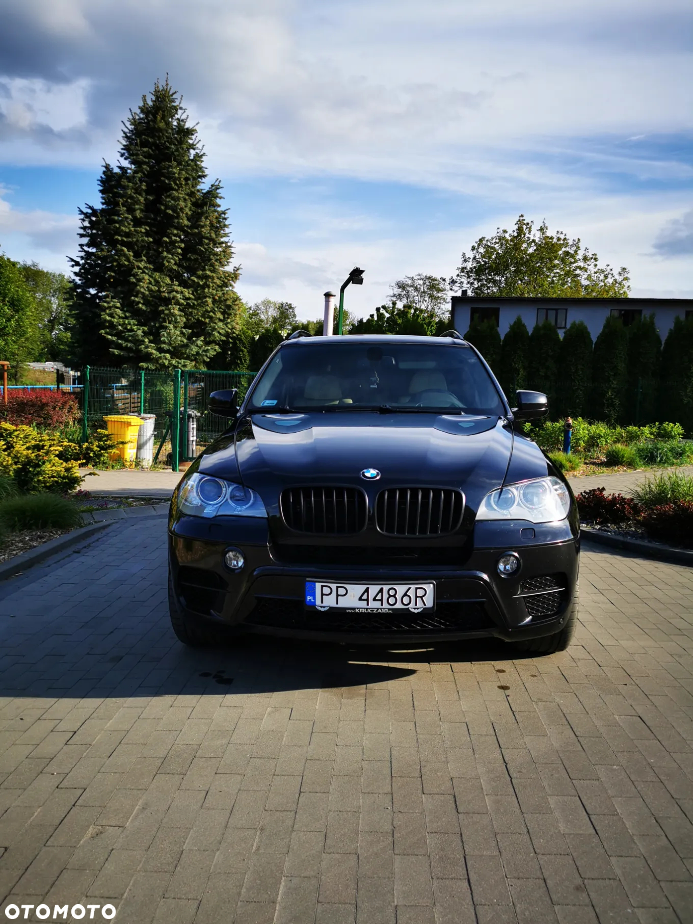 BMW X5 5.0i xDrive - 14