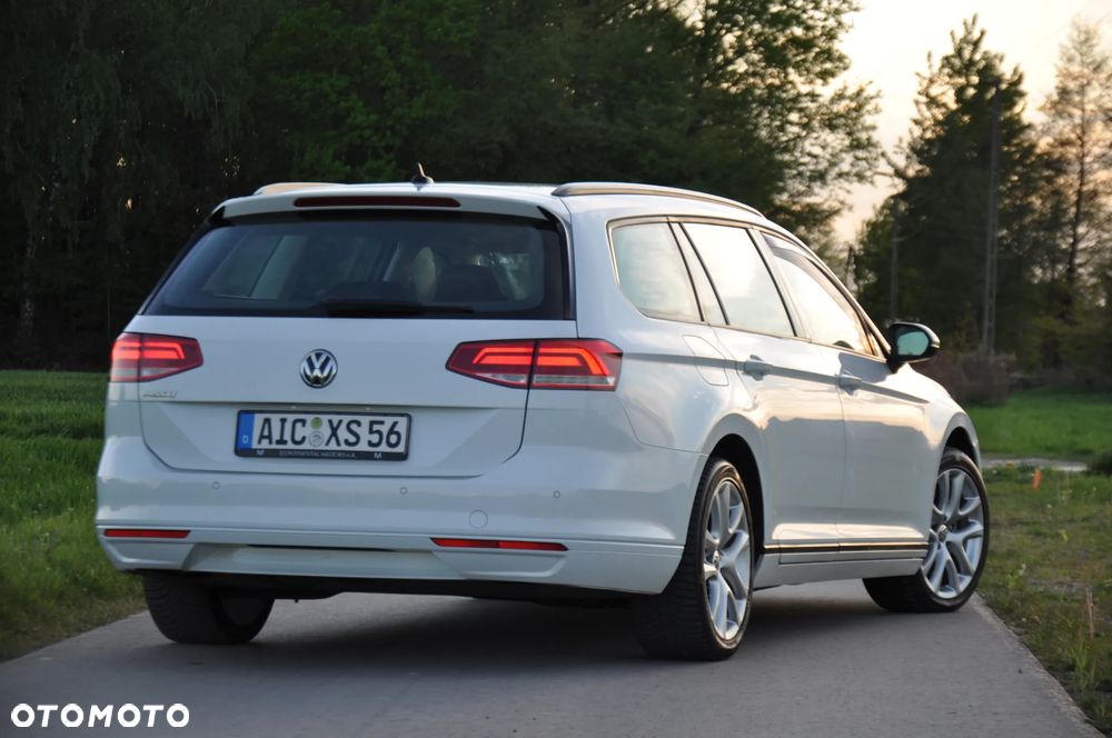 Volkswagen Passat 2.0 TDI SCR Comfortline - 11
