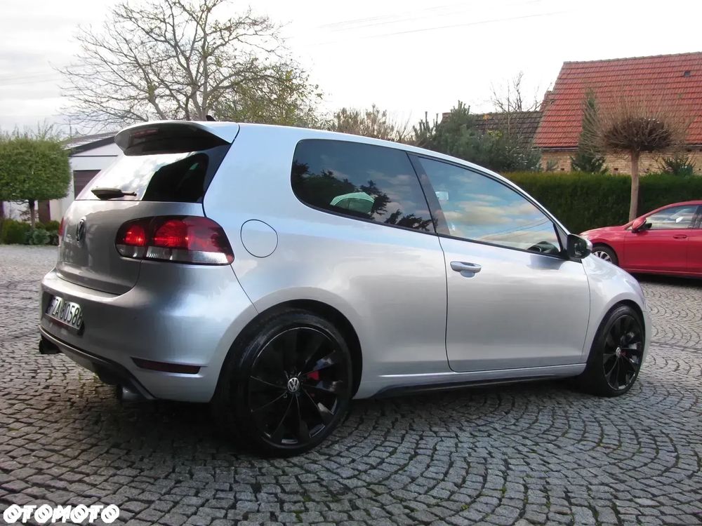 Volkswagen Golf 2.0 GTI DSG - 8