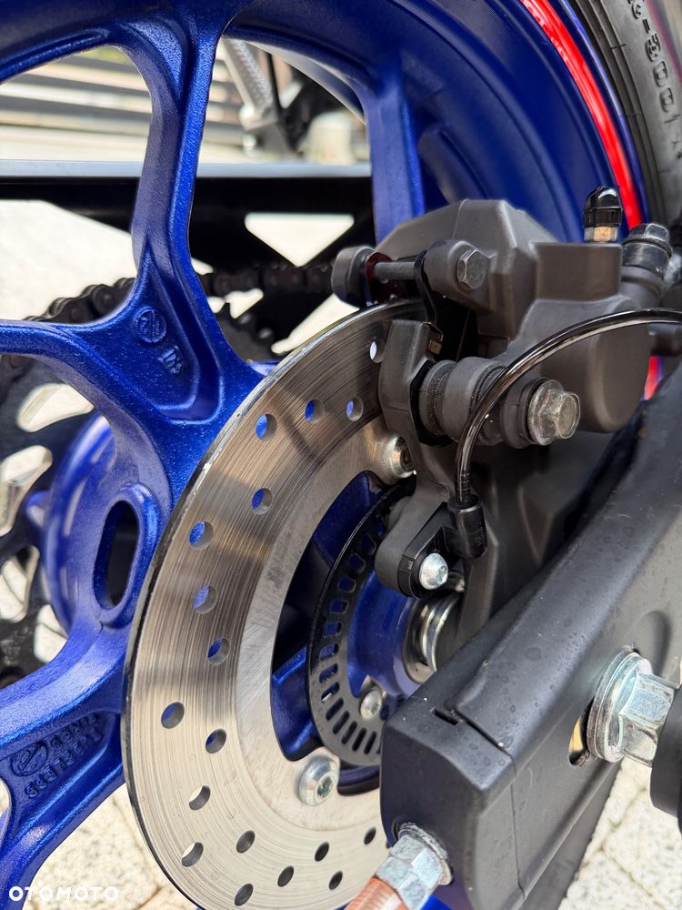 Yamaha R3 - 7