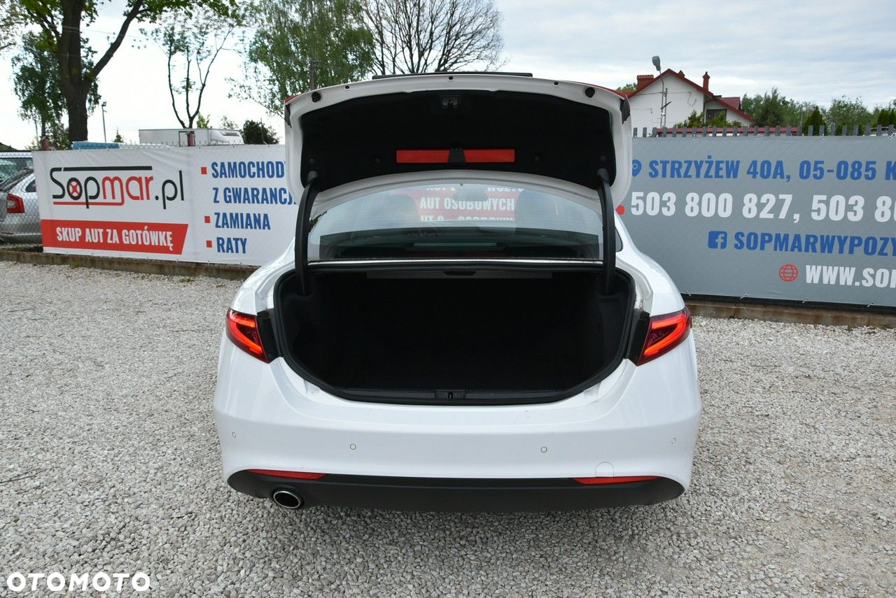 Alfa Romeo Giulia 2.2 Diesel - 25