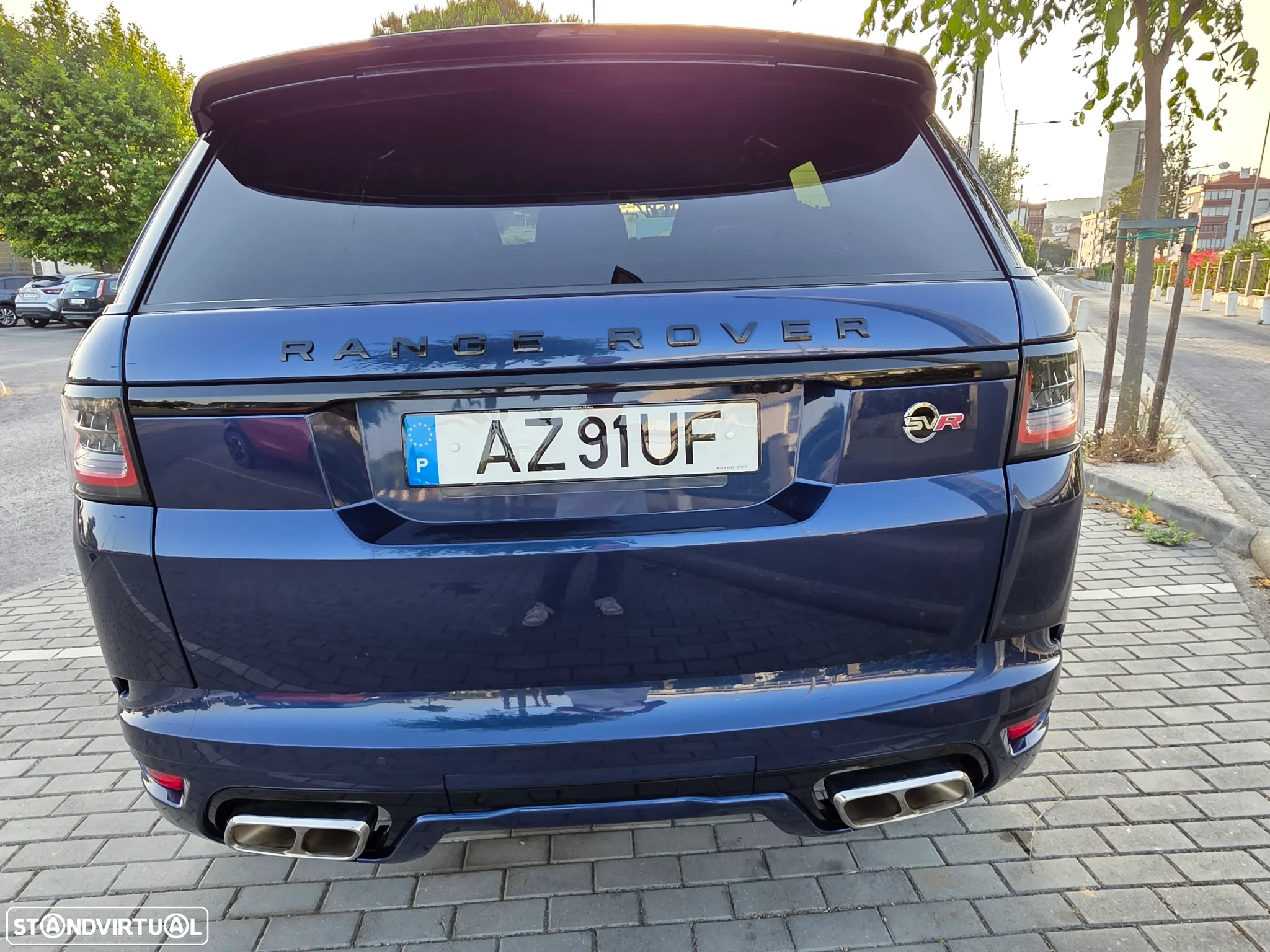 Land Rover Range Rover Sport 5.0 V8 S/C SVR Carbon Edition - 6