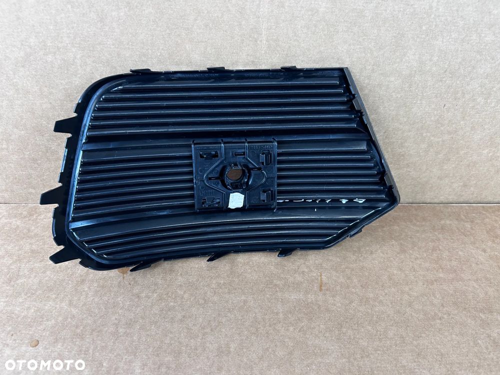 AUDI Q3 8U LIFT KRATKA ATRAPA ZAŚLEPKA ZDERZAKA LEWA PRZÓD 8U0807681Q - 2