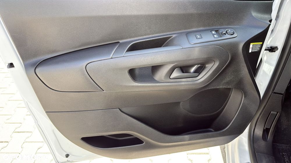 Toyota Proace City - 26