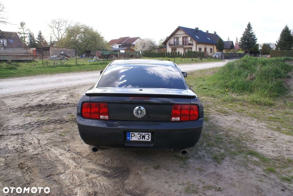Ford Mustang - 8