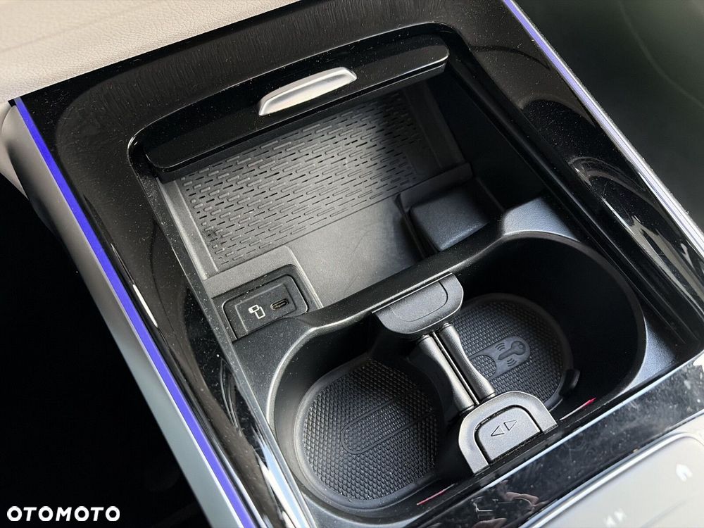 Mercedes-Benz EQB 300 66.5kWh 4-Matic Progressive - 27