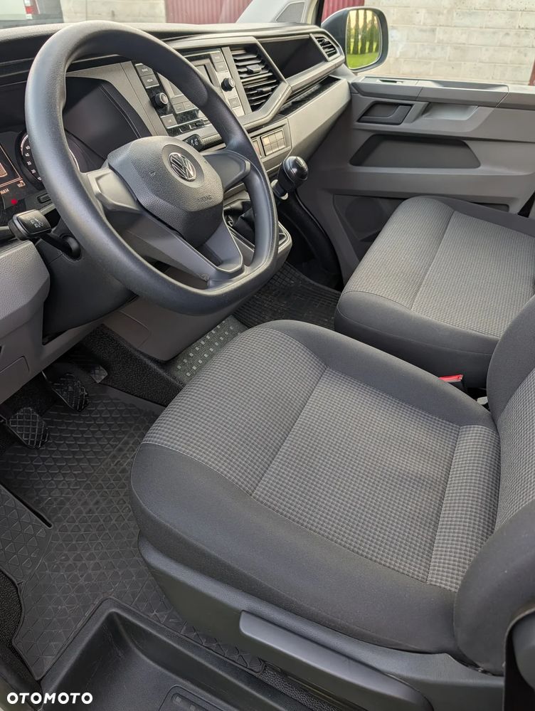 Volkswagen Transporter - 4