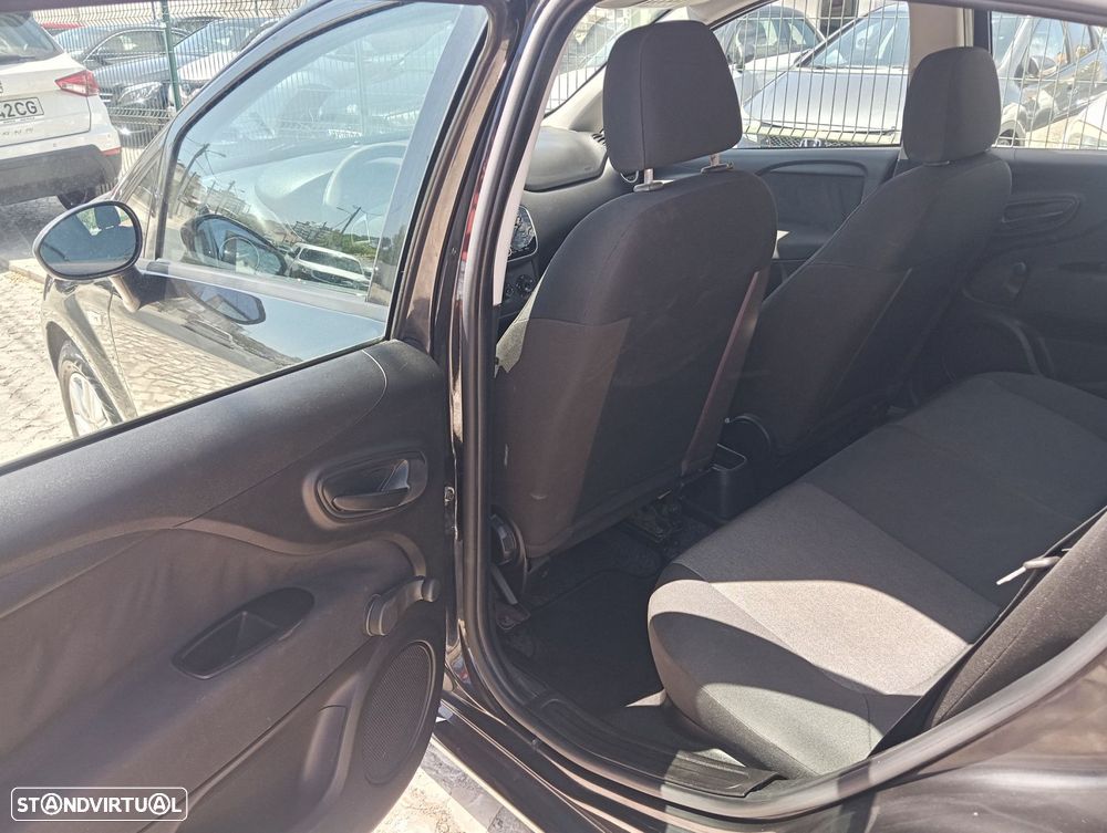 Fiat Punto 1.2 Lounge S&S - 13