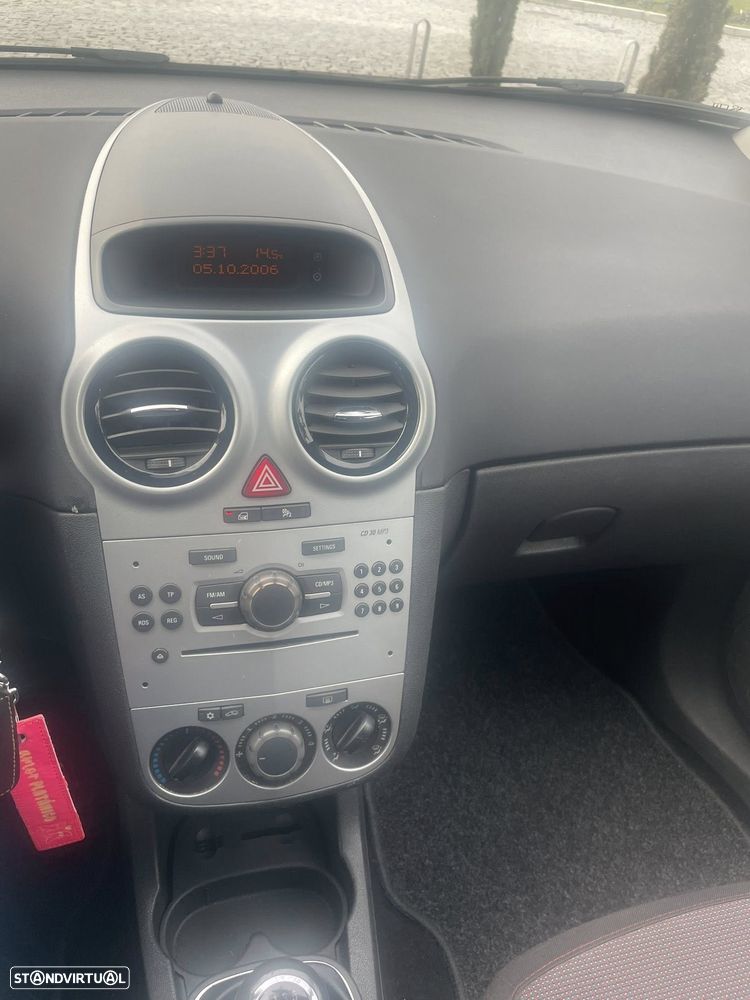 Opel Corsa 1.3 CDTi - 16