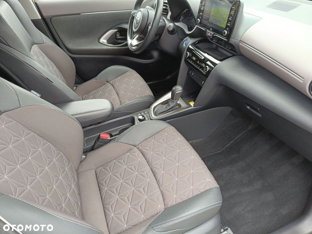 Toyota Yaris Cross - 10