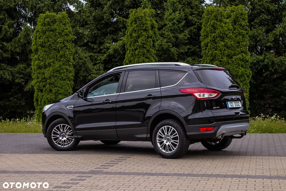 Ford Kuga 2.0 TDCi 2x4 Titanium - 16