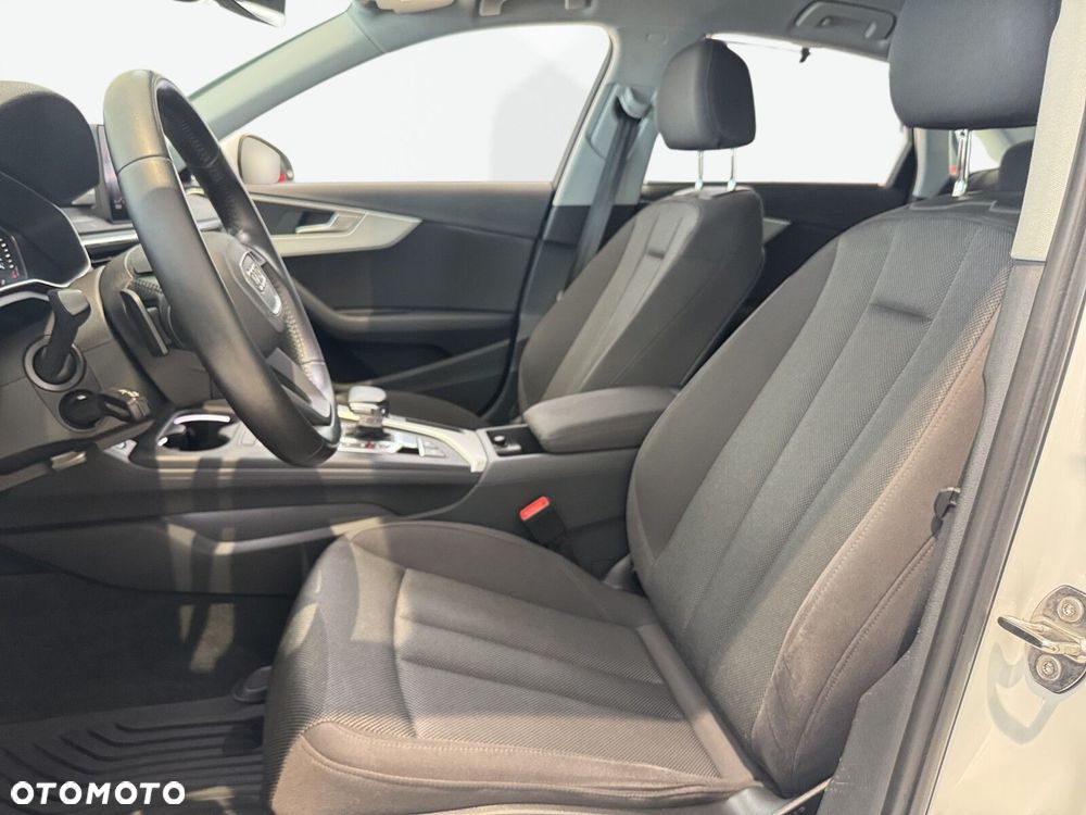 Audi A4 Limousine 1.4 TFSI S tronic - 10