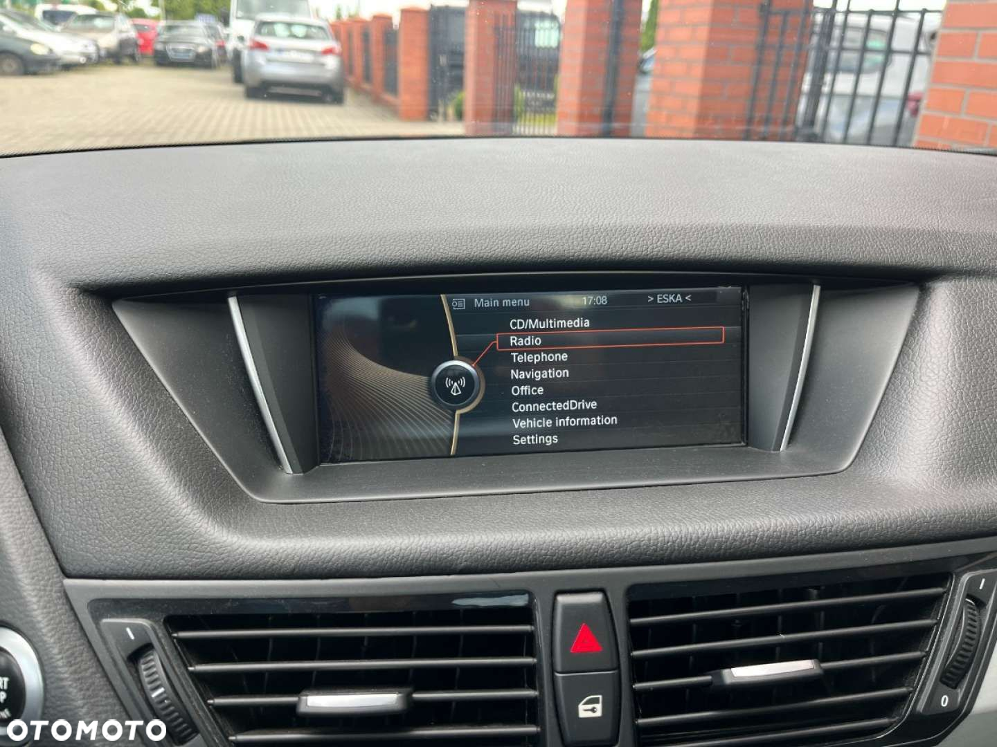 BMW X1 sDrive20d - 10