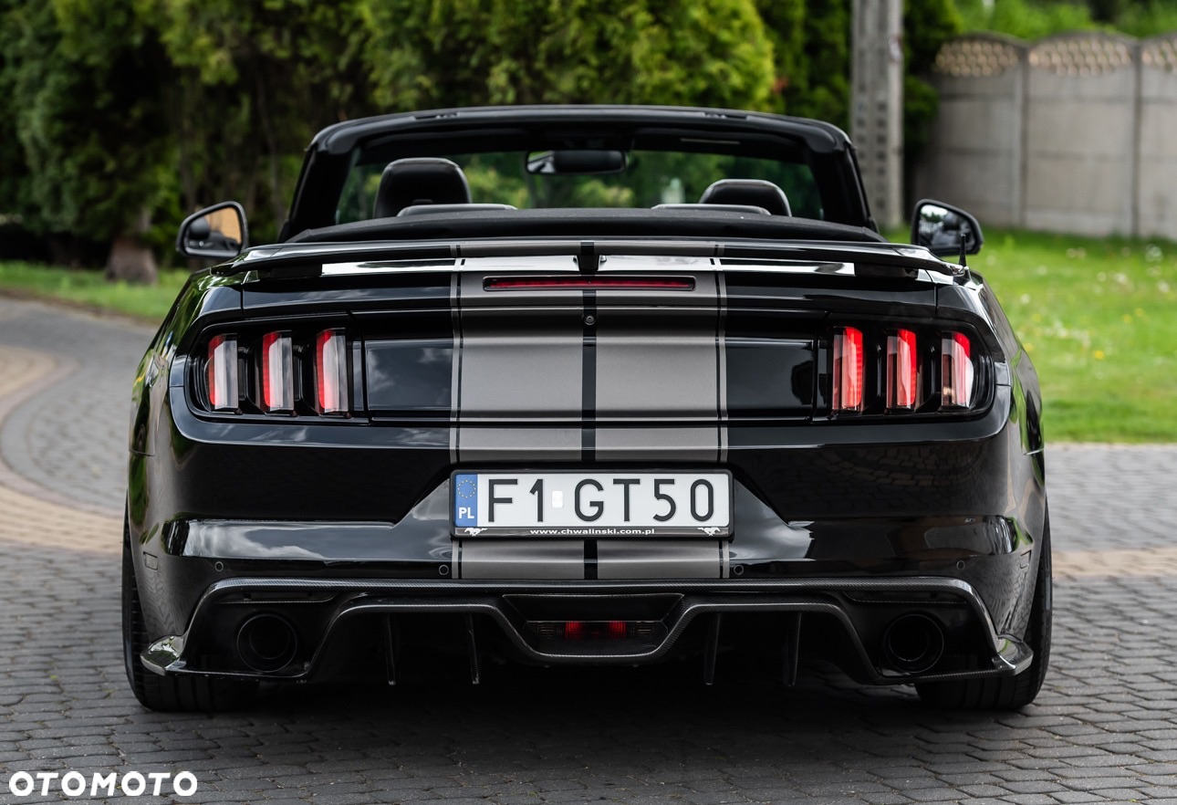 Ford Mustang 5.0 V8 GT - 4