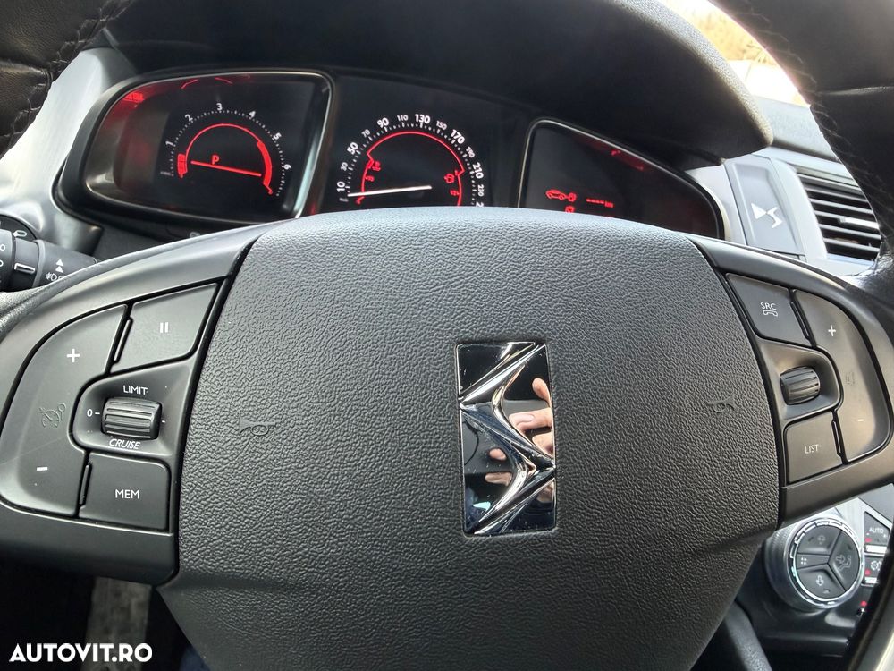 DS Automobiles DS 5 BlueHDi So Chic Aut. - 16