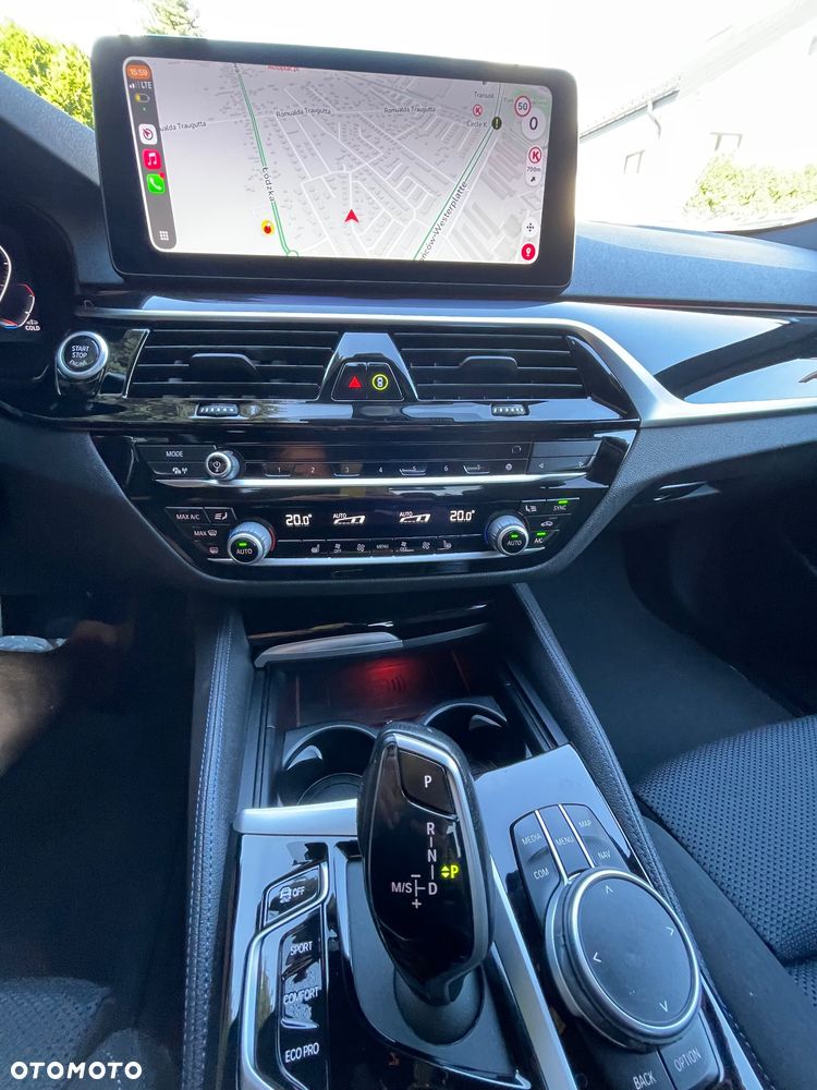 BMW Seria 5 520d xDrive M Sport sport - 5