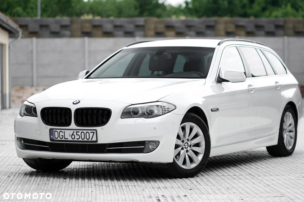 BMW Seria 5 520d - 14
