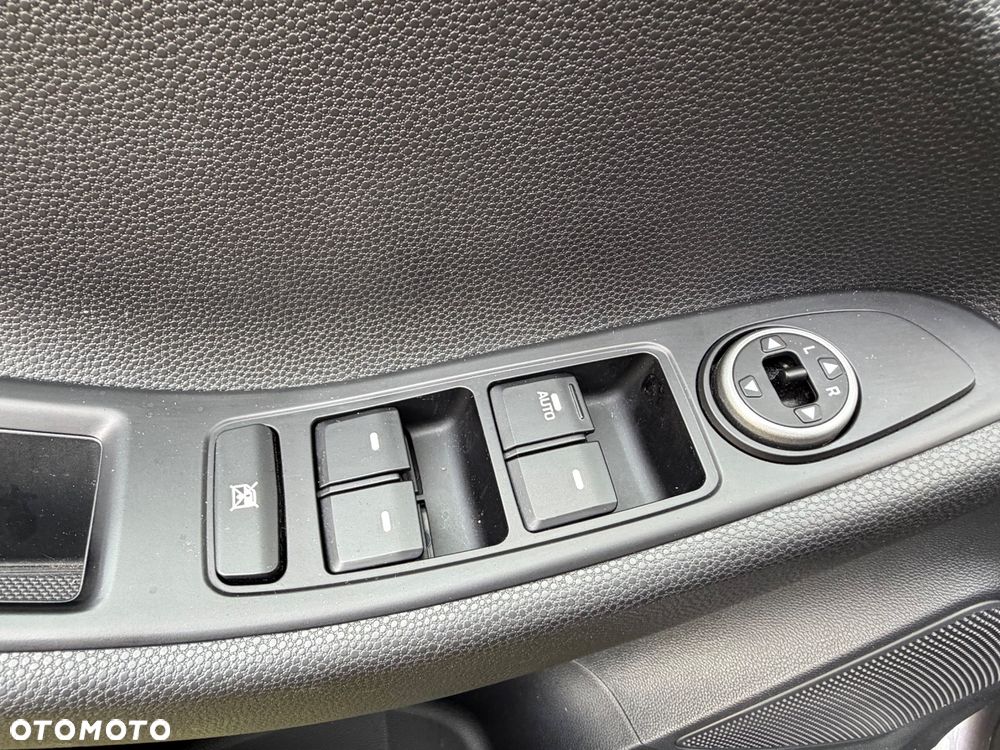 Hyundai i20 1.2 YES Plus - 30