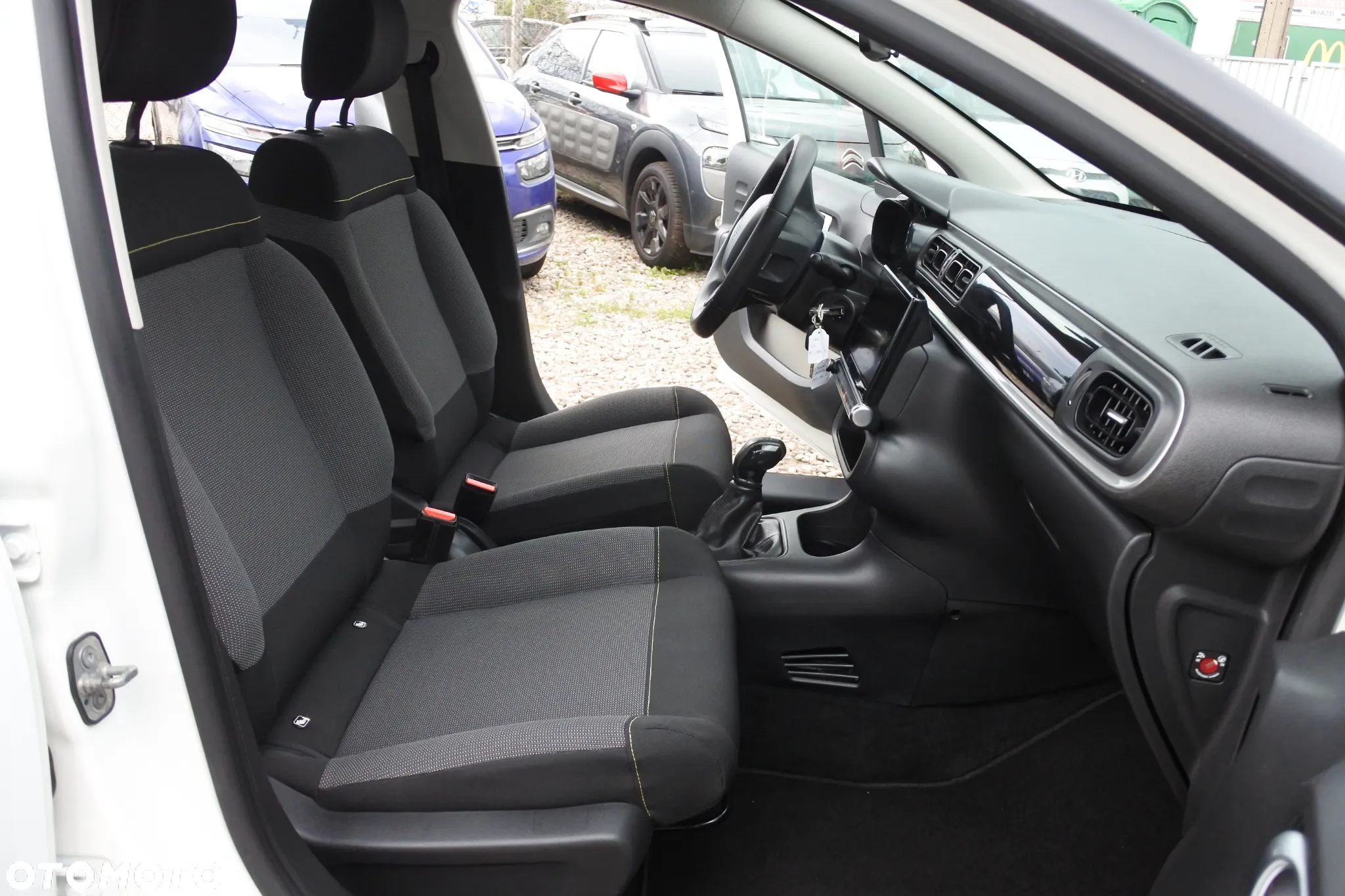 Citroën C3 1.2 PureTech Shine - 5