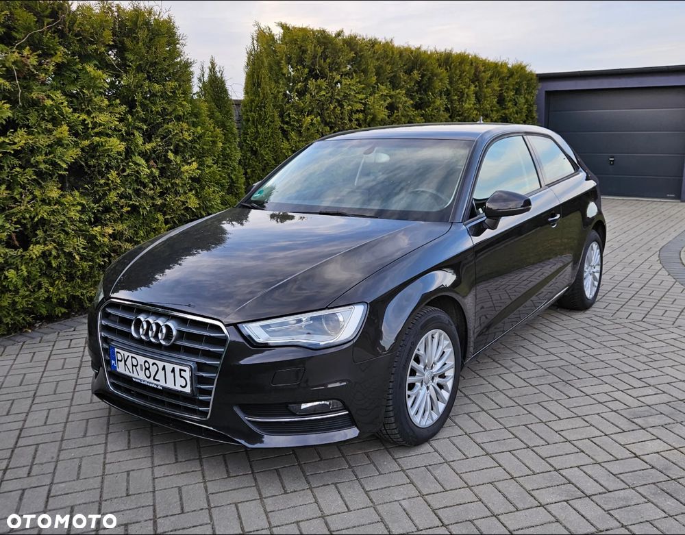 Audi A3 3-drzwiowe 1.6 TDI Attraction - 4