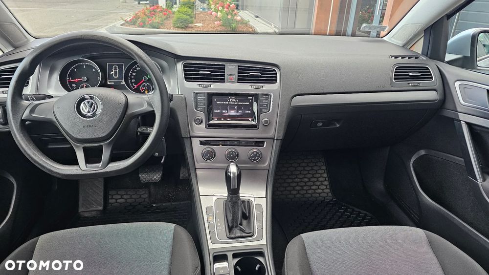 Volkswagen Golf Variant 1.6 TDI Trendline DSG - 6