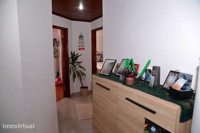 Apartamento T2, 1º andar na Qta. Courela, Paio Pires - Seixal - Grande imagem: 2/6