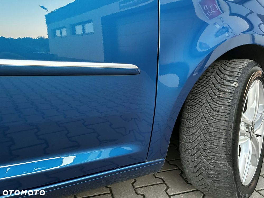 Volkswagen Touran 1.4 TSI Highline DSG - 11