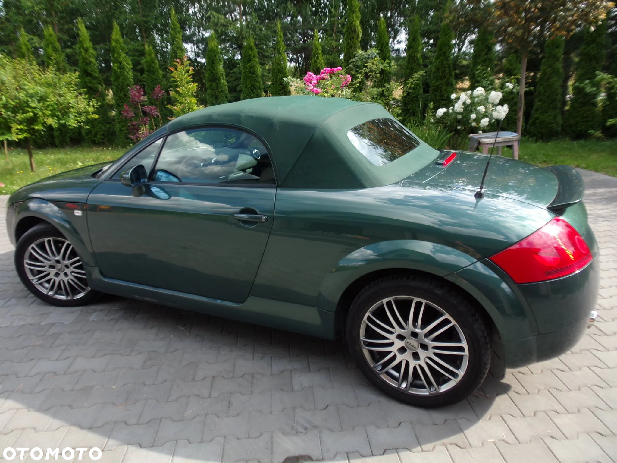 Audi TT Coupé Roadster 1.8T - 11