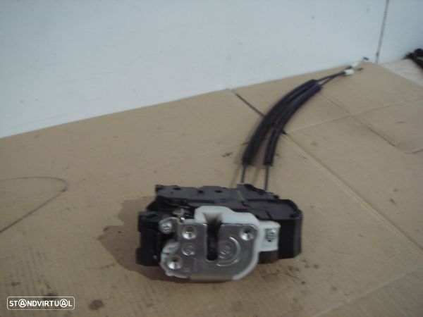 Fecho Da Porta Frente Dto Mitsubishi Colt Vi (Z3_A, Z2_A) - 1